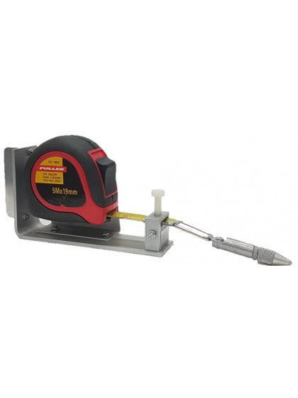 Lawn Bowls Tape on Stand 5m